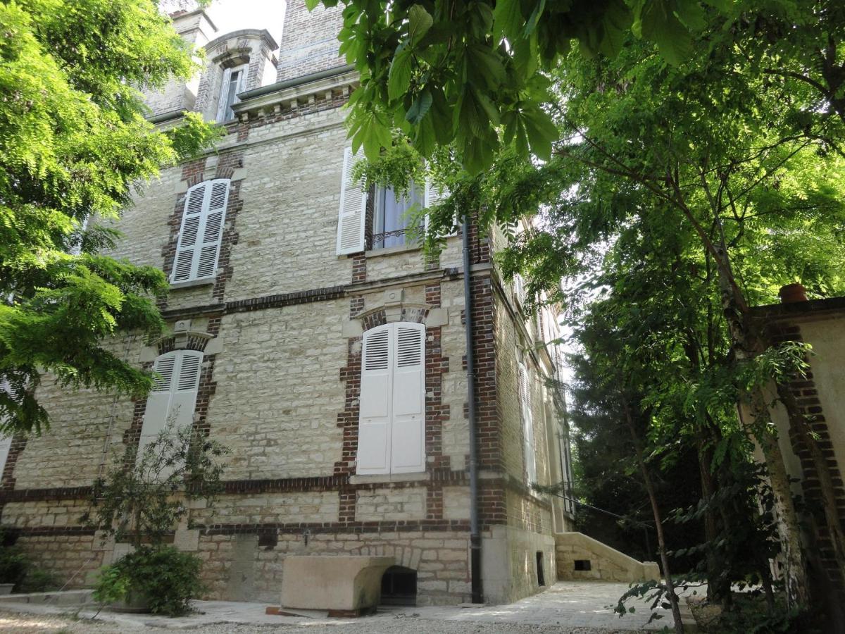 Au Fil De Troyes Bed & Breakfast Sainte-Savine Exterior photo