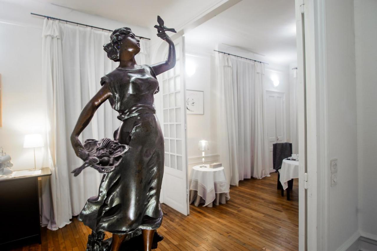 Au Fil De Troyes Bed & Breakfast Sainte-Savine Exterior photo